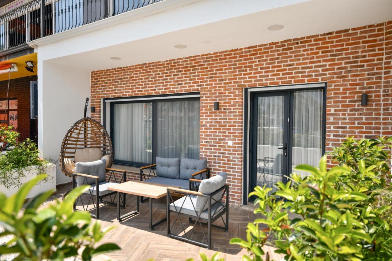 Red Moon Suites Φετιγιέ Εξωτερικό φωτογραφία